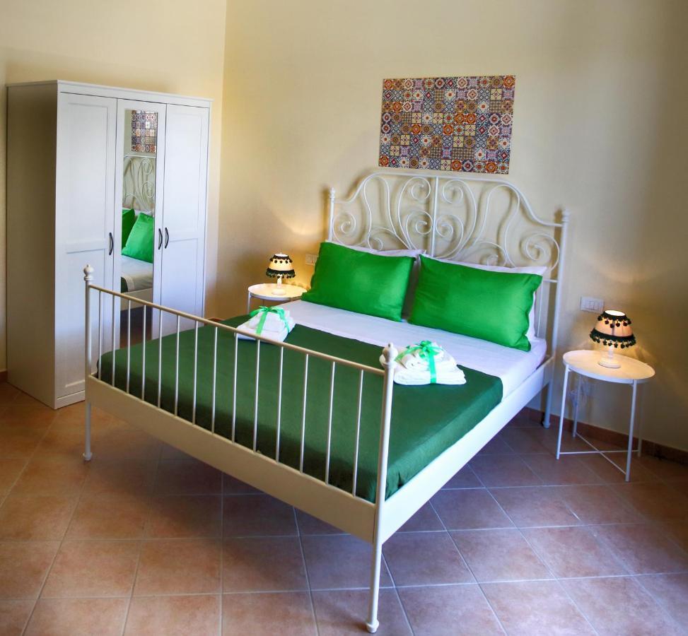Ciuri Ri Zagara Bed and Breakfast Cinisi Eksteriør billede