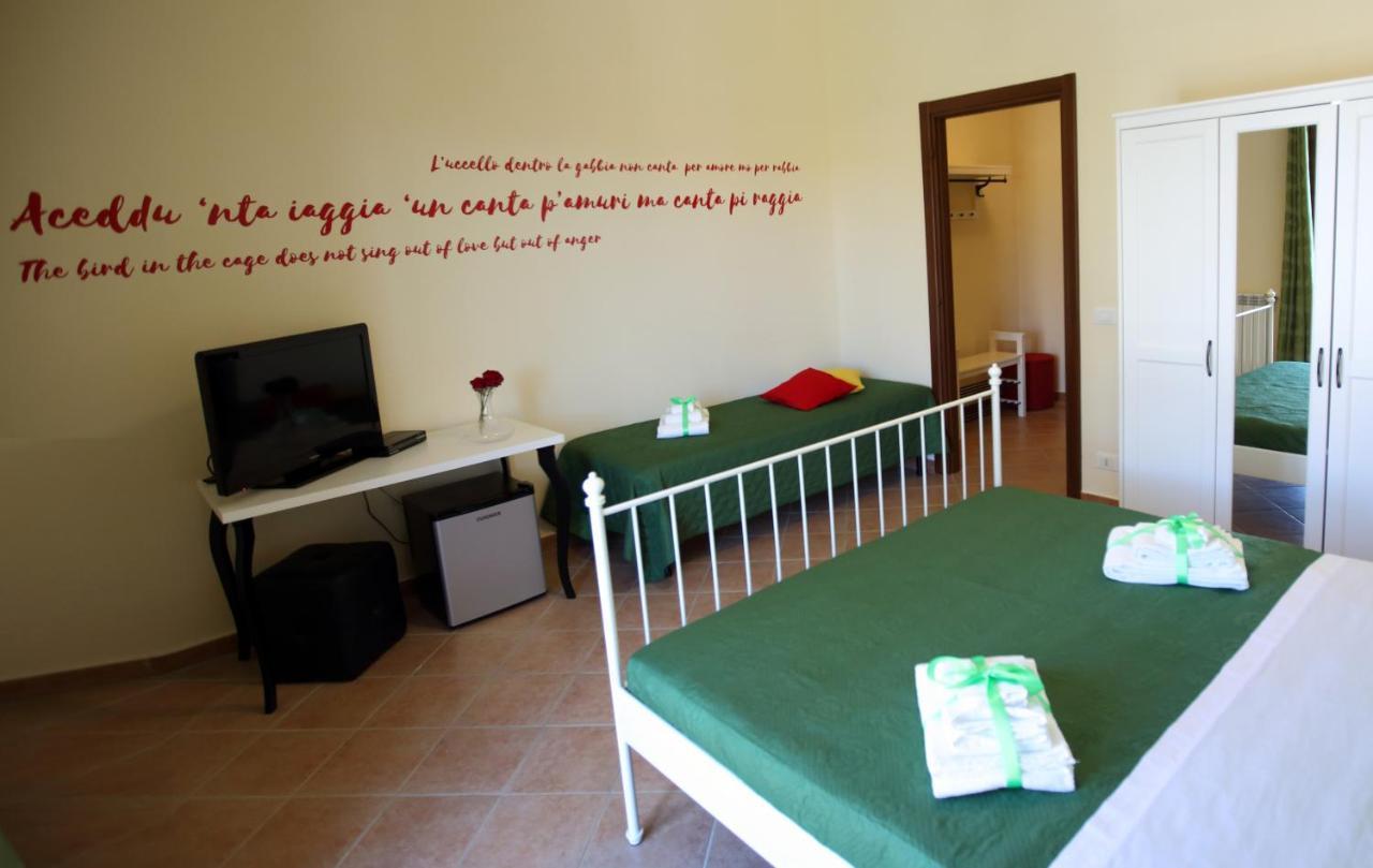 Ciuri Ri Zagara Bed and Breakfast Cinisi Eksteriør billede